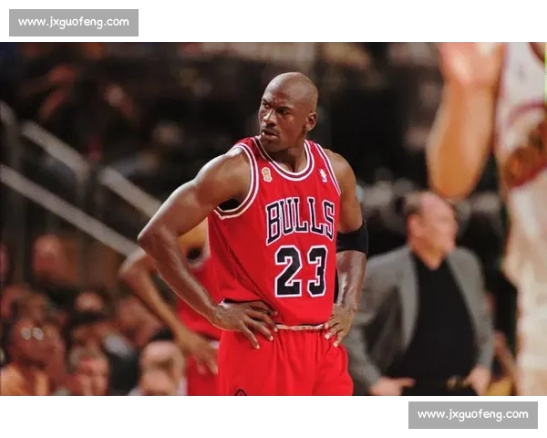 1997 全明星 MVP:他用三分射穿乔丹时代,被低估的 90 年代神射手